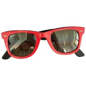 Ray-Ban Iconic Wayfarer Sunglasses Red RB2140 hand made in Italy. Red and Black